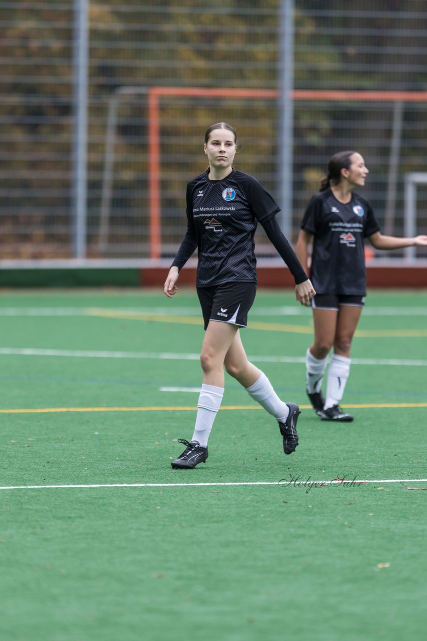 Bild 293 - wCJ VfL Pinneberg - Eimsbuettler TV : Ergebnis: 0:3